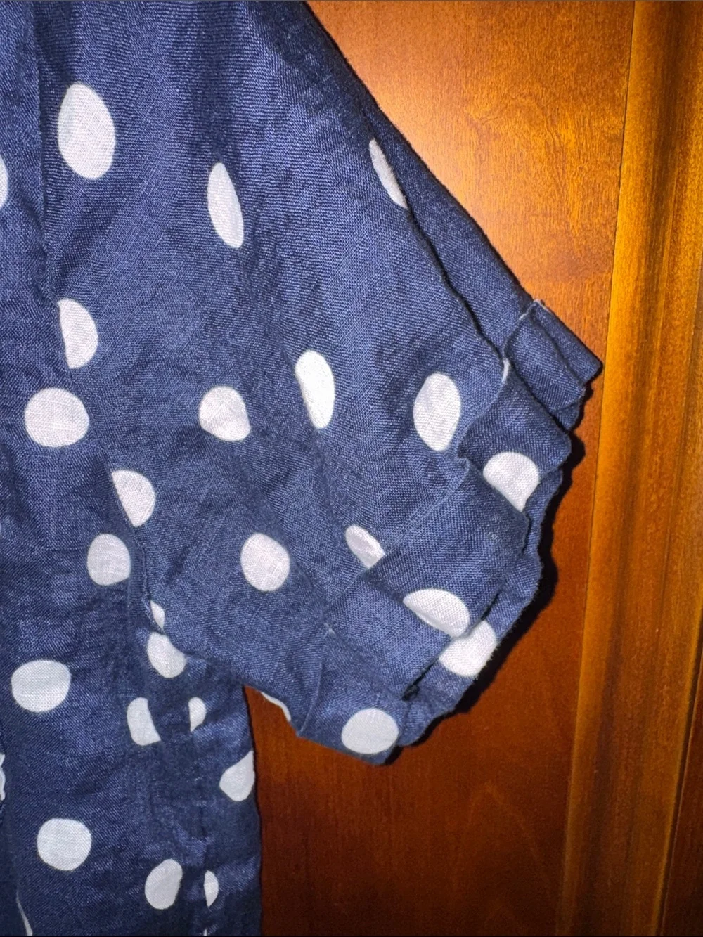 Anthropologie Maeve 100% Linen Navy and White Polka Dot Top Size Medium - Picture 4 of 7